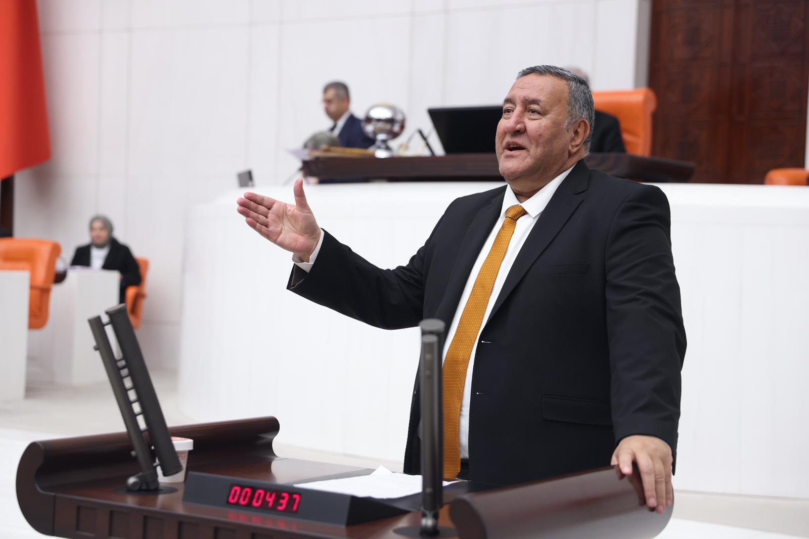 Gürer: “Mutfaktaki Yangın Sönmüyor, Çiftçinin Çarkı Dönmüyor”