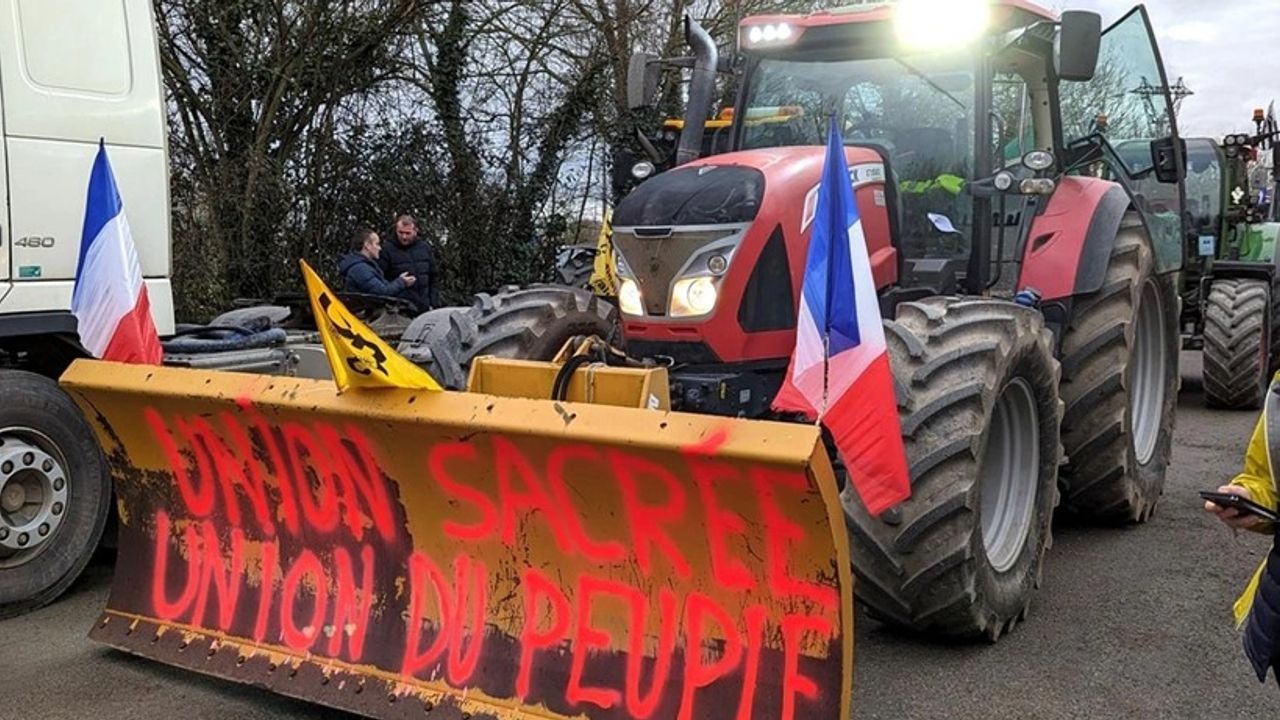 Çiftçiler Yüzlerce Traktörle Başkent’i Kuşattı!