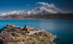 Van Gölü’nün Eşsiz Noktası Millî Park İlan Edildi