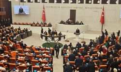 TBMM’de Dikkat Çeken Anlar: YENİ Partililer Erdoğan Konuşmadan Salonu Terk Etti