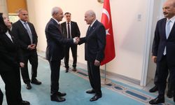 Meclis’te Sürpriz Buluşma: Kılıçdaroğlu, Bahçeli’yi Ziyaret Etti