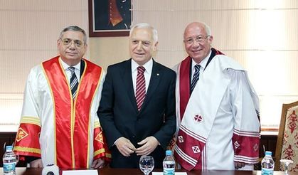 Bir Ülkenin Tıp Tarihini Değiştiren Adam: Prof. Dr. Mehmet Haberal