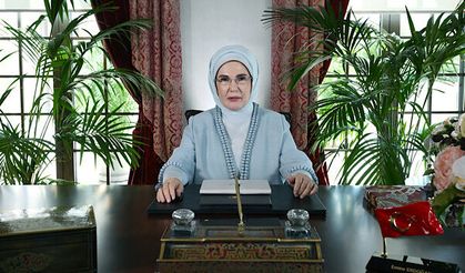 Emine Erdoğan’dan Kadın Çiftçilere Anlamlı Mesaj: "Ülkemizin Yarınlarına Güç Katıyorlar"
