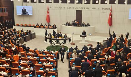 TBMM’de Dikkat Çeken Anlar: YENİ Partililer Erdoğan Konuşmadan Salonu Terk Etti