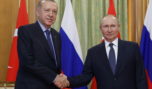 Erdoğan-Putin Telefonda Görüştü: Dünya Tahıl Koridoru İle İlgili Gelişmeye Kitlendi