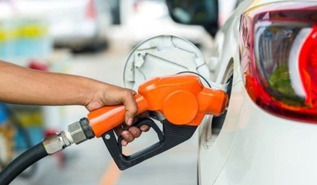 Motorinden Sonra Benzine de Zam Geliyor!