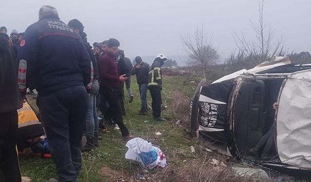 Hatay’da Minibüs Devrildi: 13 Tarım İşçisi Yaralandı!