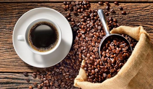 Kahve Bağırsak Kanserinin Nüksetmesini Önleyebilir mi?