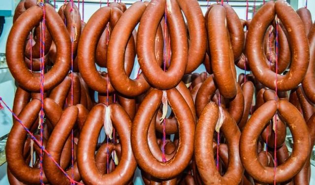 Bakanlık Açıkladı: Sucuğa Dil, Peynire Nişasta Katıldı!