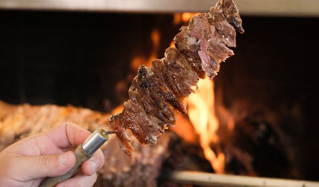 Cağ Kebabı Neden Dünyanın En İyi 10 Yemeği Arasında?