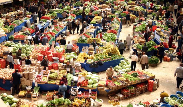 Üreticiyle Market Arasındaki Fiyat Makası Her Geçen Ay Büyüyor