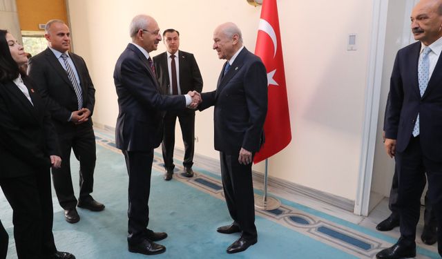 Meclis’te Sürpriz Buluşma: Kılıçdaroğlu, Bahçeli’yi Ziyaret Etti