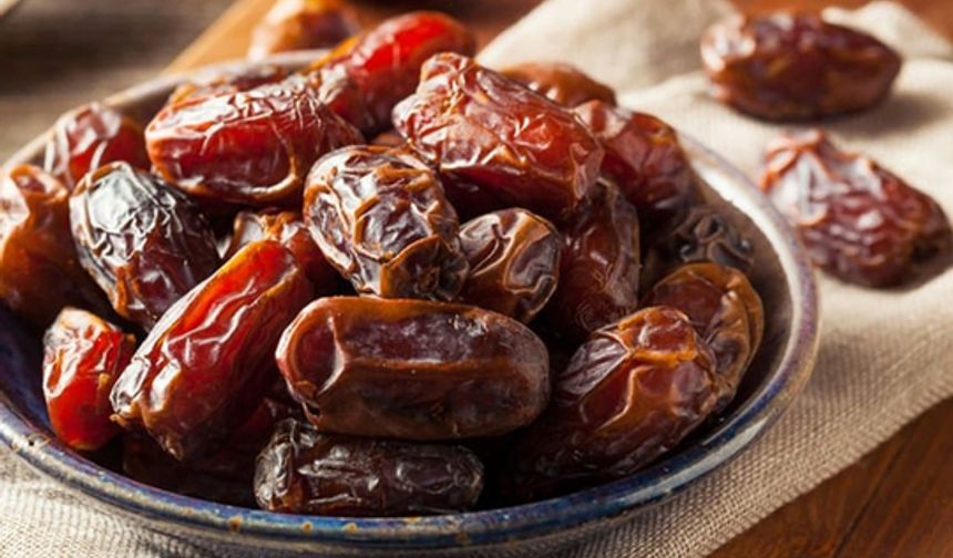 Ramazan Sofralarında İlk Lokma Neden Hurma ve Su?